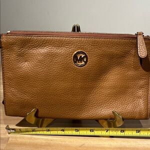 Michael Kors Tan Leather women’s Clutch